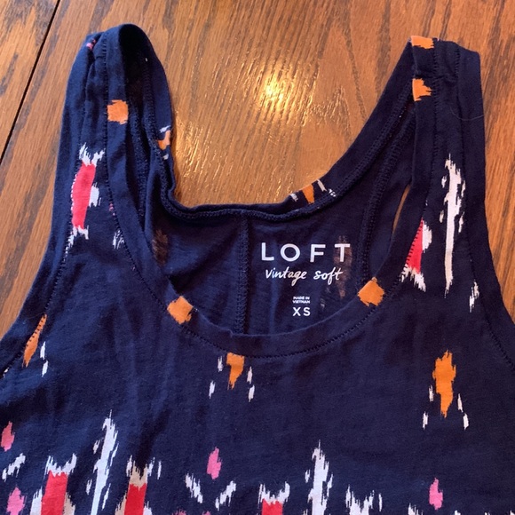 TWO Women’s summer top BUNDLE. Both size xs. Ann Taylor/Loft - Picture 4 of 5